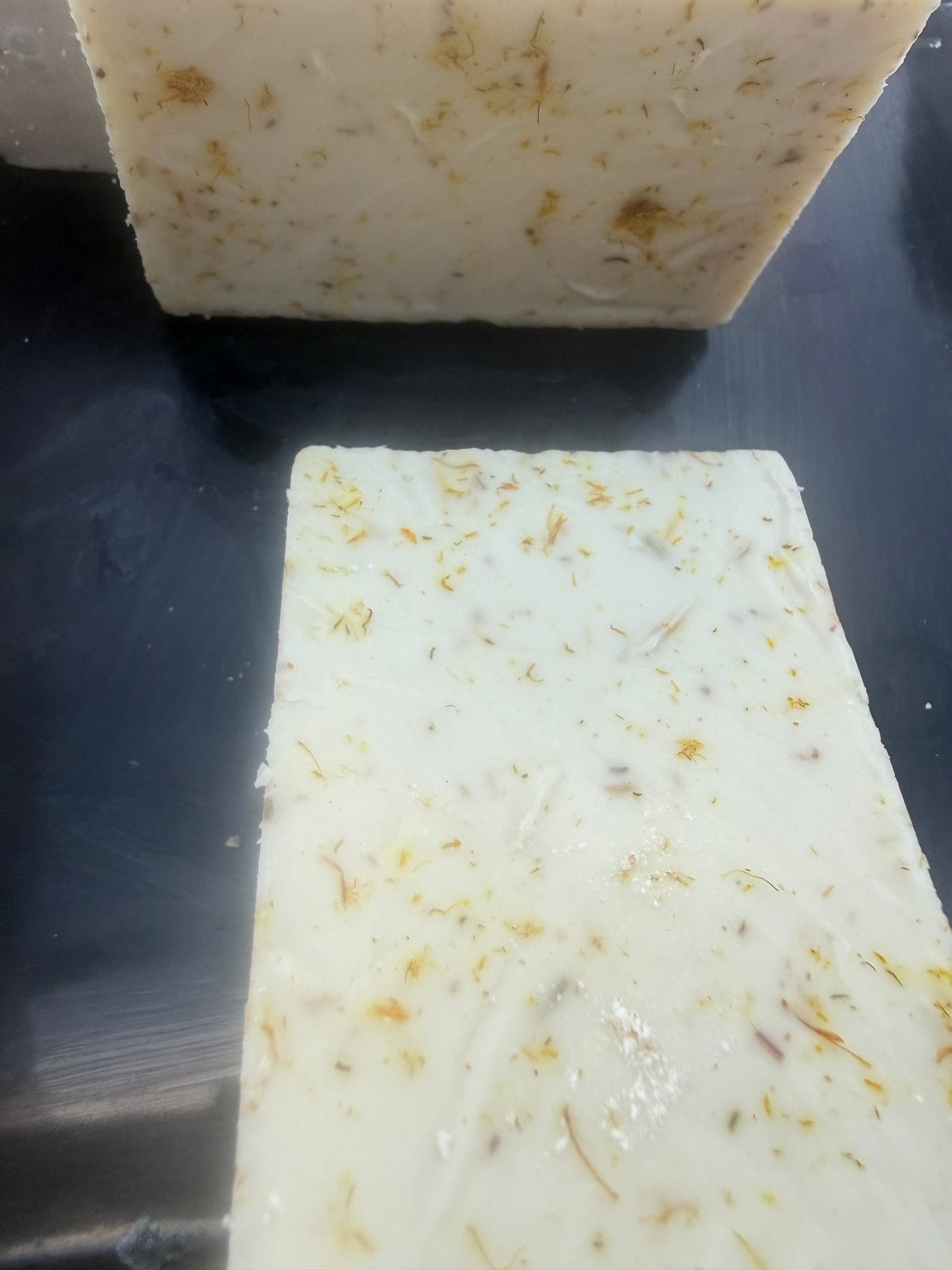 Garden of Grace Botanical Soap
Nourish your skin with the gentle power of nature.